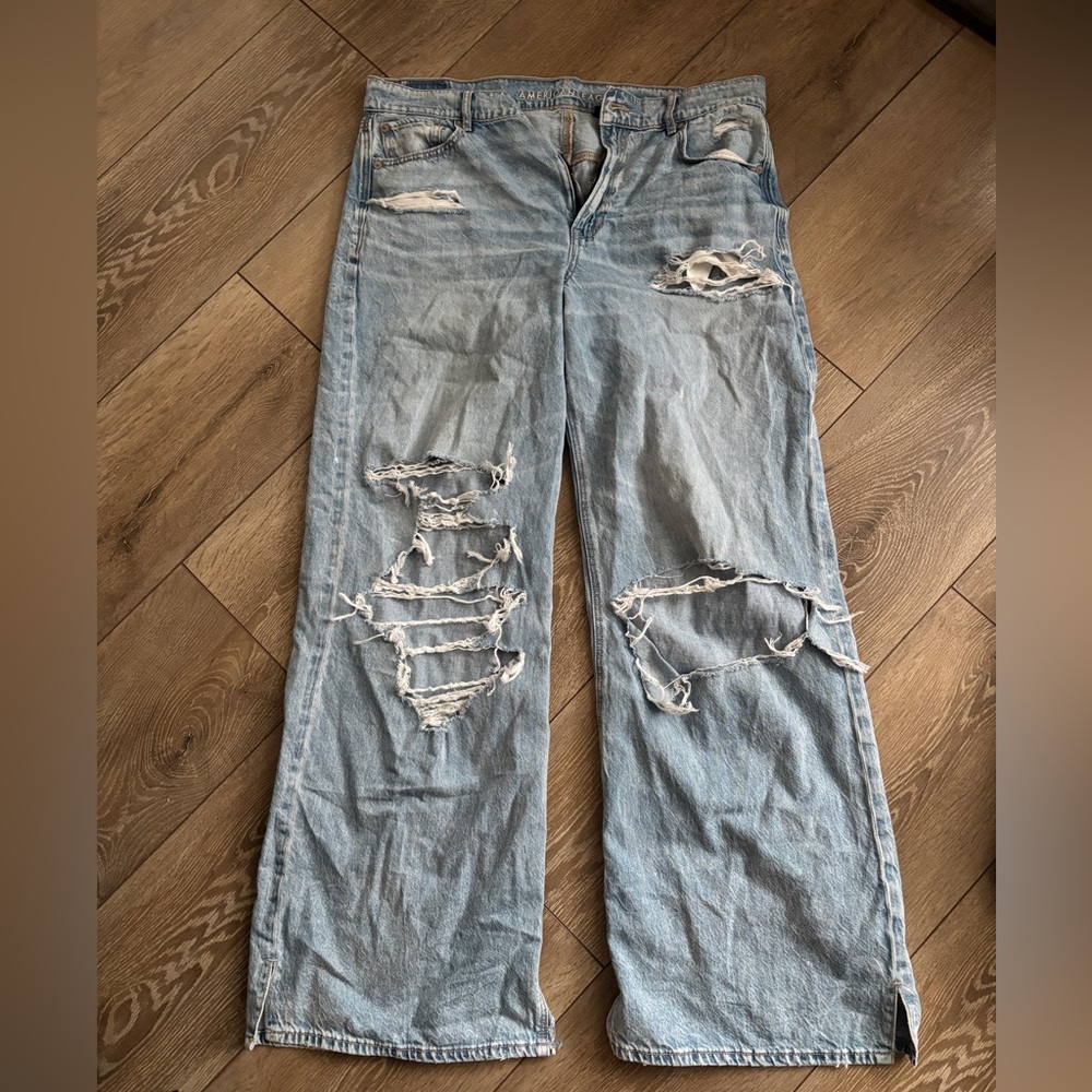 American Eagle Outfitters Sky Blue Distressed High Rise Jeans